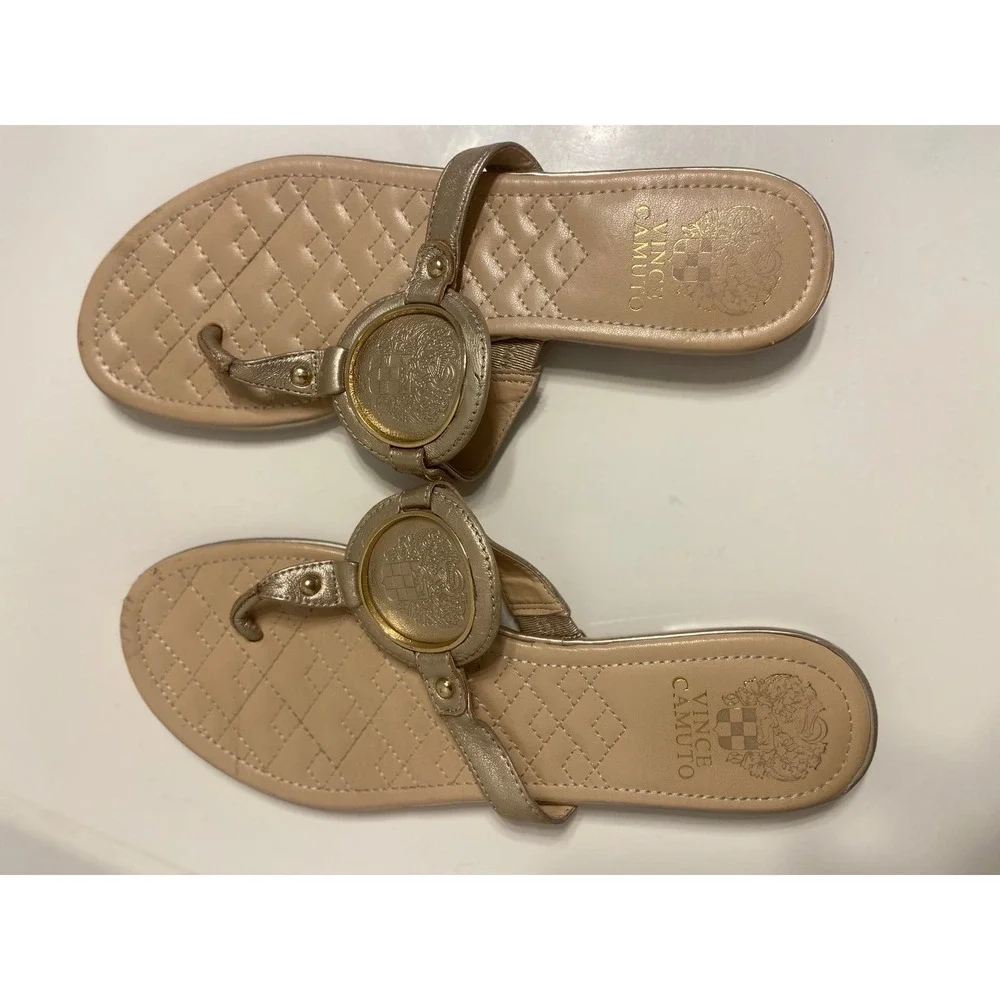 Vince Camuto Size 9 M BRAIDA Oyster Metallic Gold Bushun Leather Thong Sandals